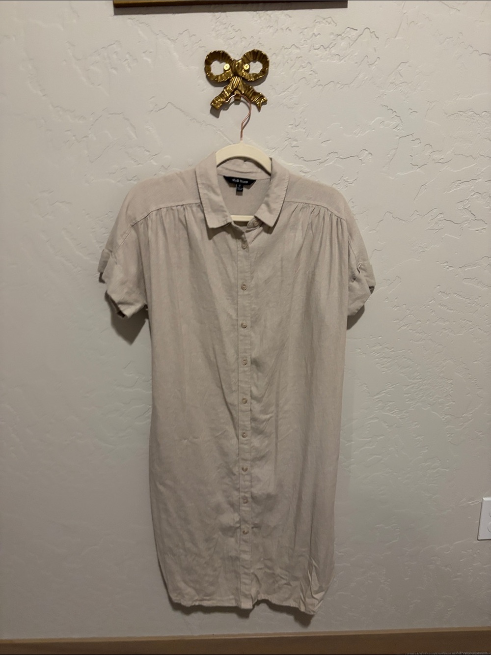 Well Worn Short Sleeve Button-Front Shirt Dress in Light Beige